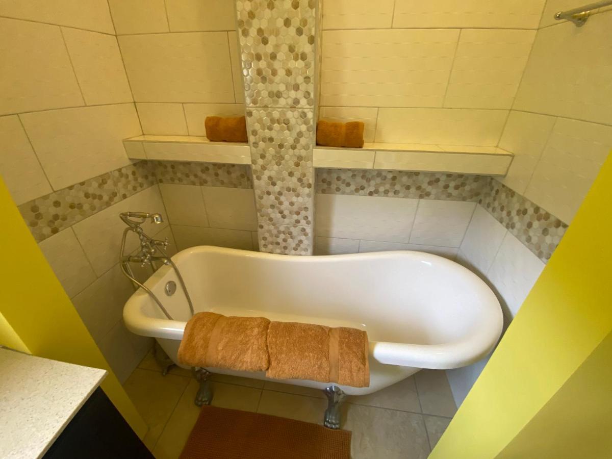 Laborie Greenhouse On The Hill, Sea View Studio Apartment מראה חיצוני תמונה